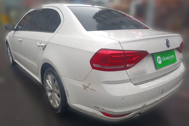 Used Volkswagen Lavida 2017 1.6L Automatic Comfort Edition
