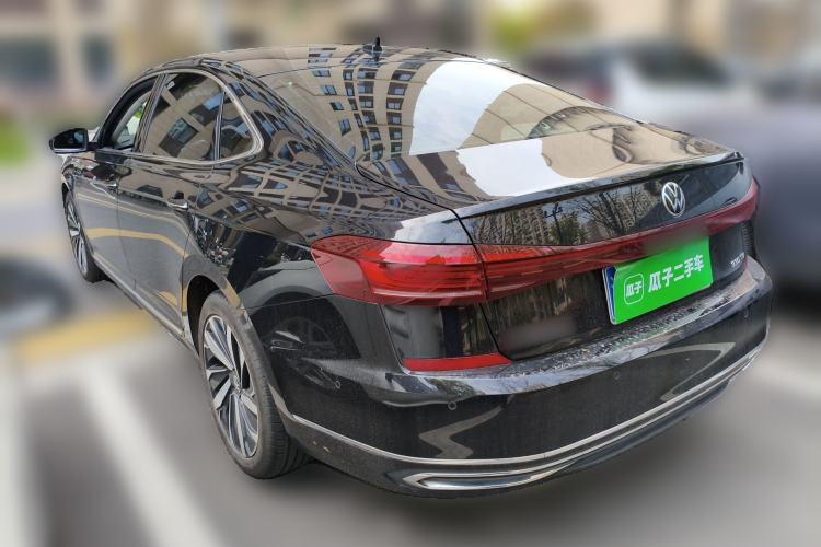 Used Volkswagen Passat 2022 330TSI Starry Luxury Edition