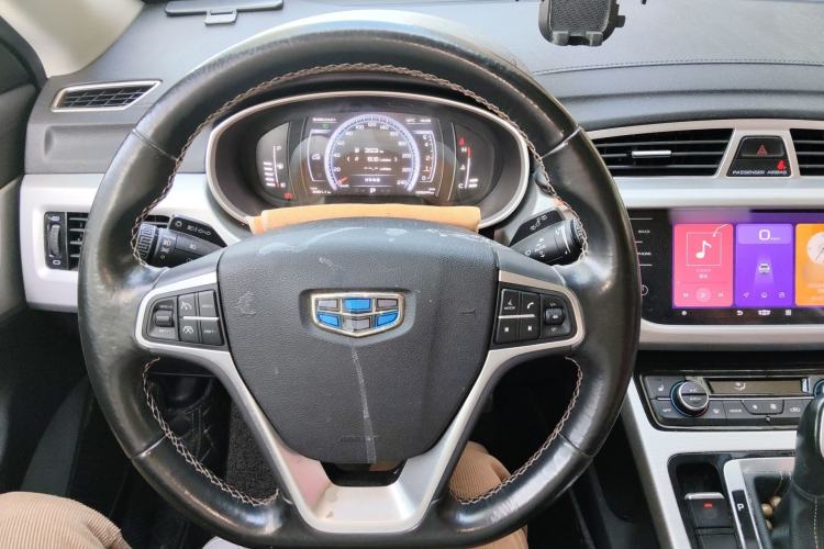 Used Geely Auto Emgrand X7 Sport 2016 1.8TD Automatic All-Wheel-Drive ZhiZun Edition Steering Wheel