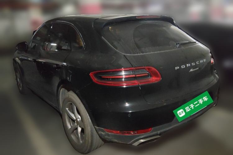 Used Porsche Macan 2017 Macan 2.0T Rear Left 45 Deg