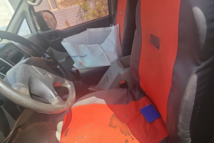 Used FORTHING Lingzhi 2016 M3L 1.6L 7-Seater Comfort Model