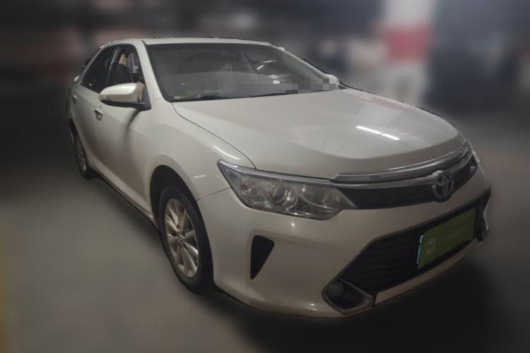 Used Toyota Camry 2015 2.0G Premier Edition Front Right 45 Deg
