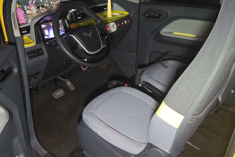 Used Wuling Hongguang MINIEV 2021 Macaron Premium Model – Lithium-NMC