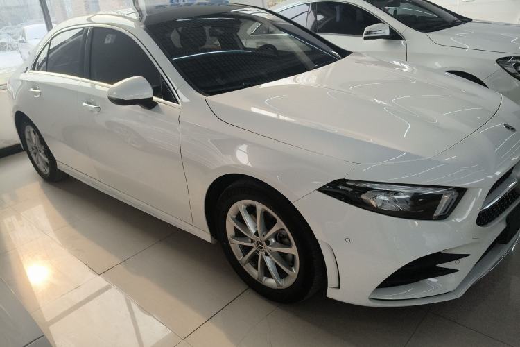 Used Mercedes-Benz A-Class 2020 Restyled A 200 L Sport Sedan Fashion Version
