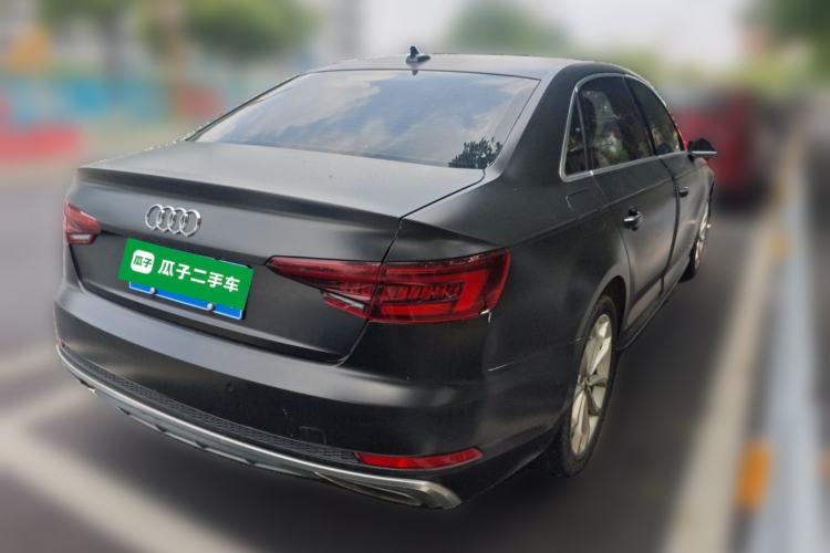 Used Audi A4L 2019 40 TFSI Fashion Edition China VI Emission Standard
