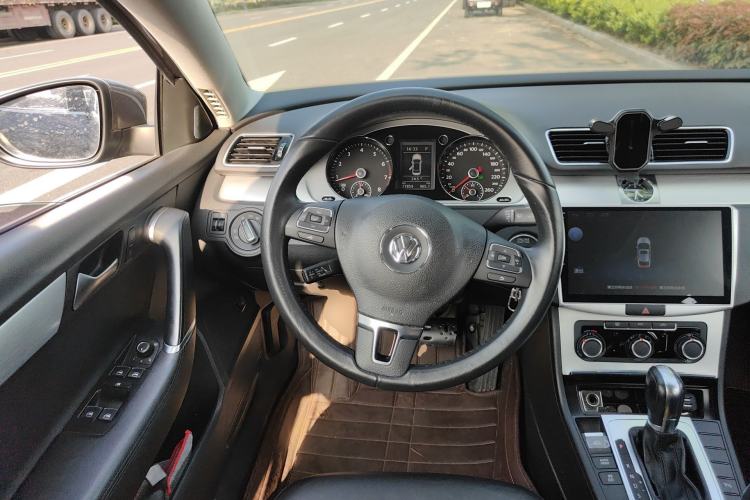 Used Volkswagen Magotan 2016 1.8TSI Smart Comfort Model