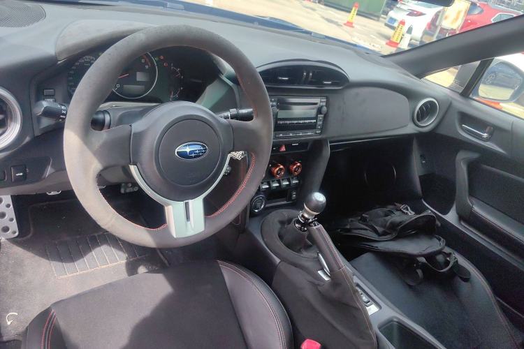 Used Subaru BRZ 2015 2.0i Manual Model