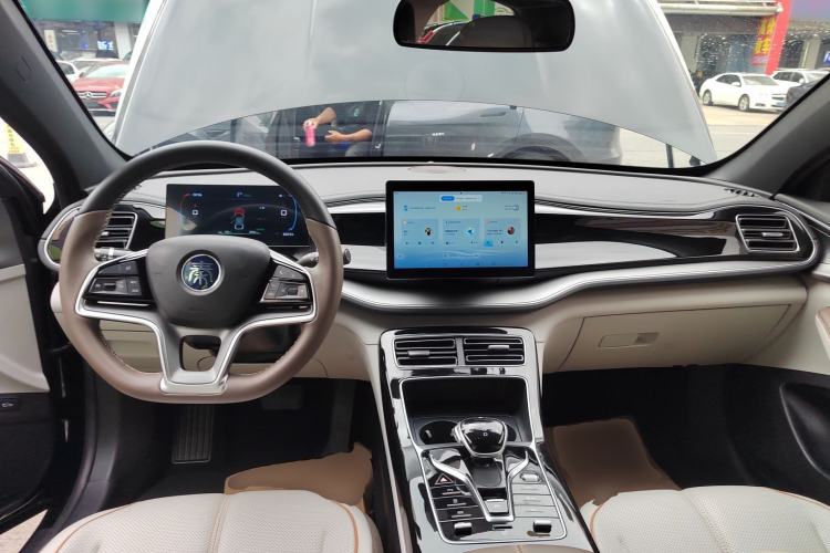 Used BYD Qin PLUS 2024 Honor Edition EV 420KM Leading Model