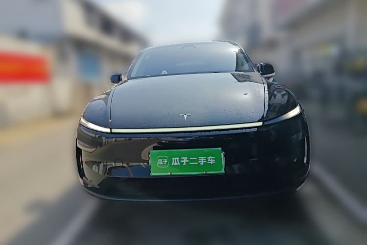 Used Tesla Model Y 2025 Rear-Wheel-Drive Version