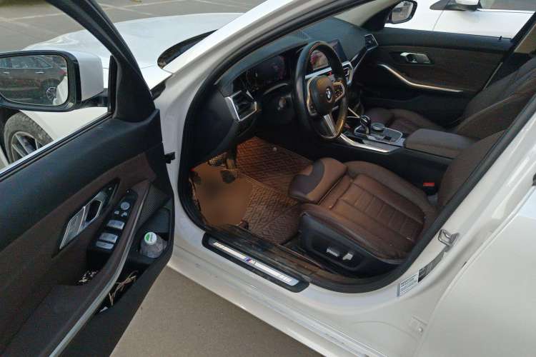 Used BMW 3 Series 2021 Facelifted 320Li M Sport Package
