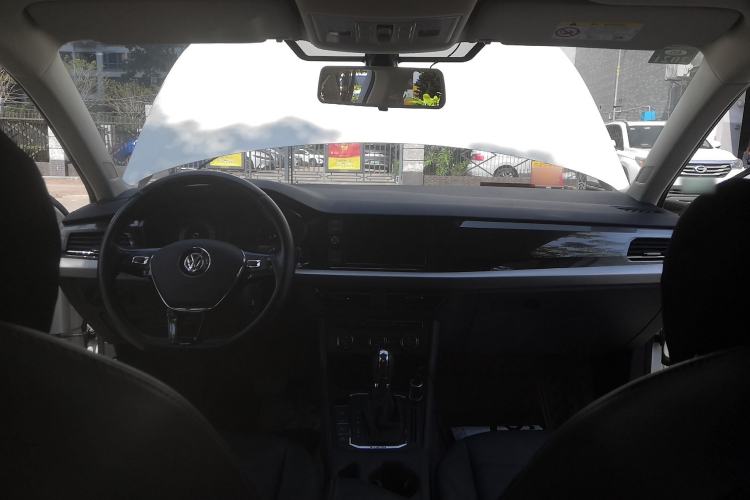 Used Volkswagen Lavida Pure Electric 2019 Enjoyment Edition Center Console