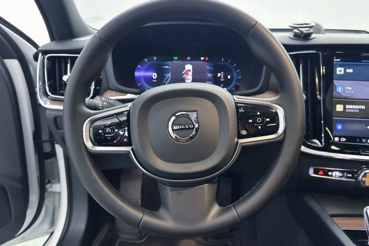 Used Volvo S60 2024 B4 Zhiyuan Luxury Edition