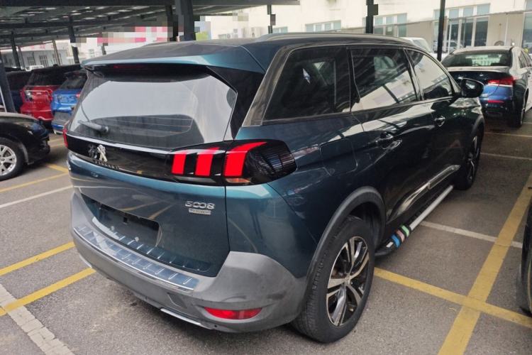 Used Peugeot 5008 2017 350THP 7-Seater Elite Edition
