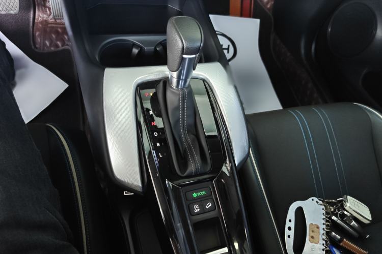 Used Honda HR-V 2023 240TURBO Trendy Edition Gear Lever
