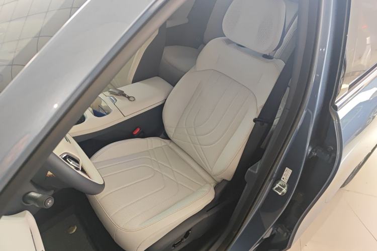 Used Geely Galaxy Xingjian 7 EM-i 2025 120km Flagship Edition