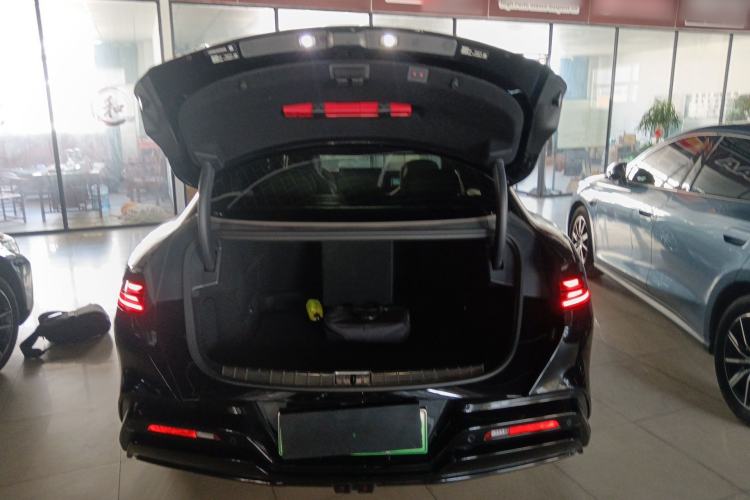 Used Denza Z9 2024 1100 km Four-Wheel Drive Max Version