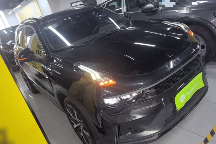 Used Lynk & Co 01 EM-P 2021 1.5TD PHEV Halo Front Right 45 Deg