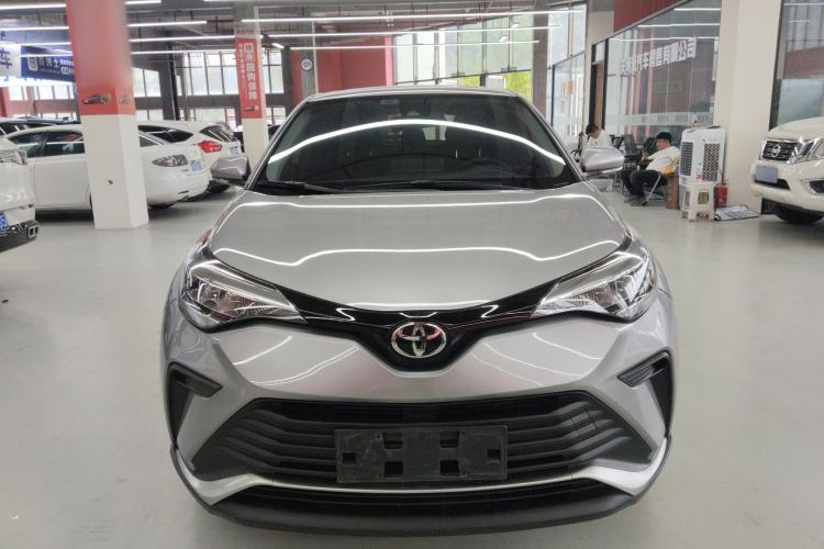 Used Toyota IZOA 2021 2.0L Enjoy Edition Front