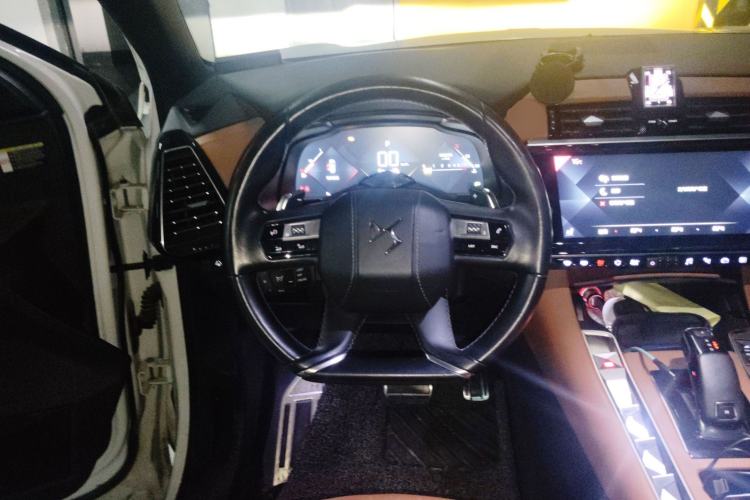 Used DS 7 2018 45THP Rivoli Pioneer Edition