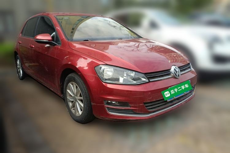 Used Volkswagen Golf 2016 1.6L Automatic Fashion Model Front Right 45 Deg