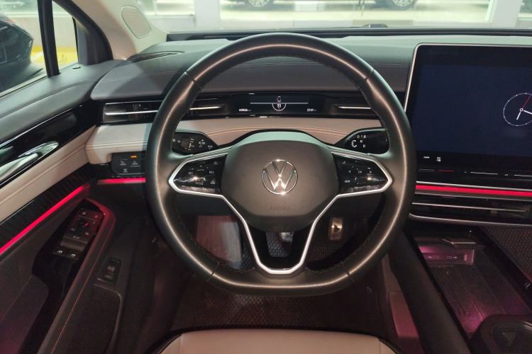 Used Volkswagen ID.7 VIZZION 2024 AIR model