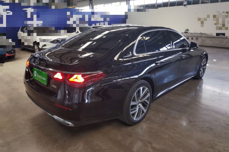 Used Mercedes-Benz E-Class 2024 Refresh E 300 L Stylish Edition
