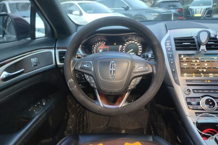 Used Lincoln MKZ 2018 2.0T Premium Edition
