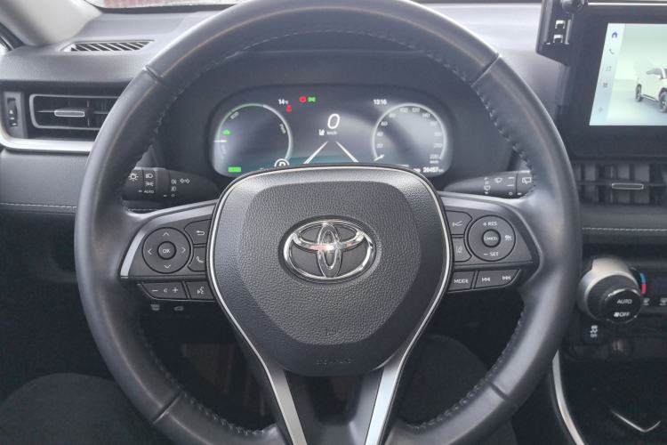 Used Toyota Wildlander 2023 Dual-Motor 2.5L E-CVT Two-Wheel Drive Luxury PLUS Edition Steering Wheel
