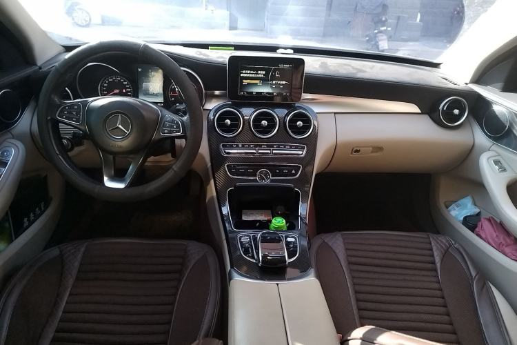 Used Mercedes-Benz C-Class 2015 Facelift C 200 L