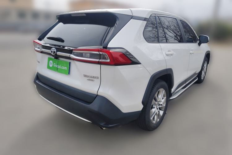 Used Toyota Wildlander 2022 2.0L CVT Two-Wheel Drive Luxury Edition
