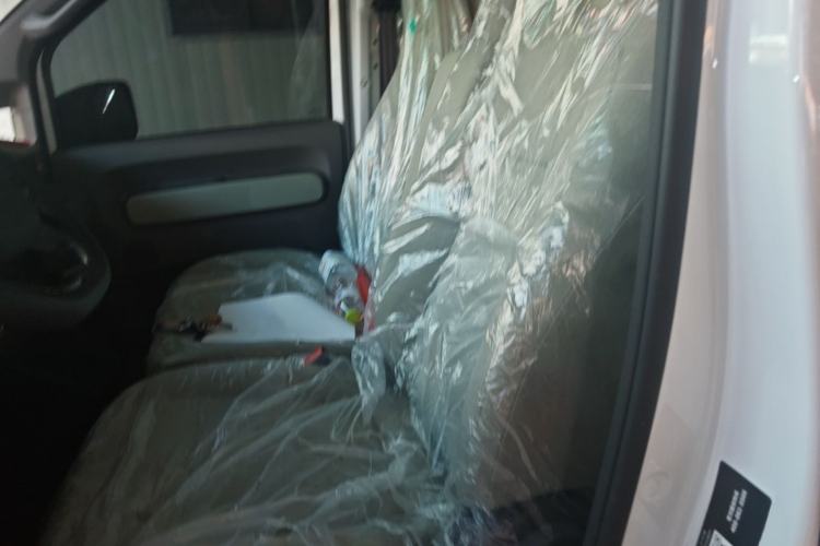 Used Farizon Xingxiang V 2025 Xingxiang V7E Smart Edition, Ewei 51.52 kWh Left Rear Seat