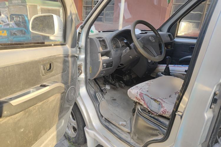 Used BAIC Weiwang 306 2011 1.3L base model 7 seats Driver Seat