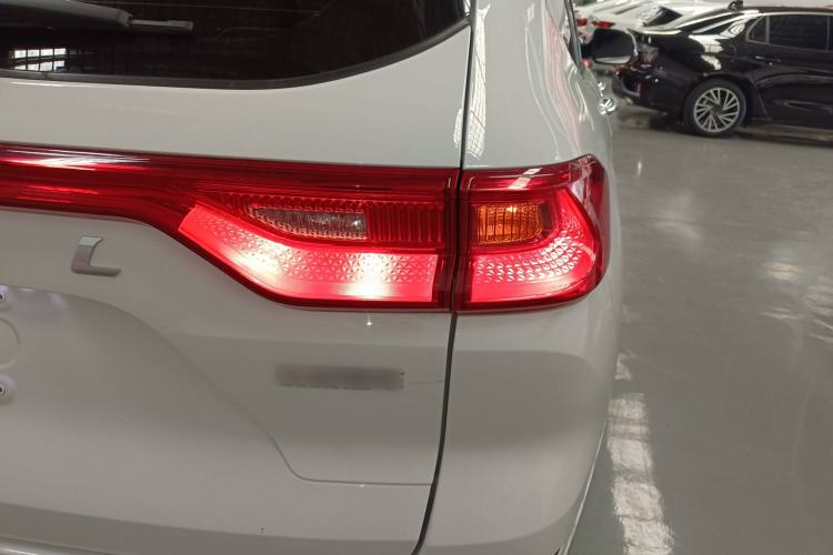 Used Haval M6 2021 PLUS 1.5T DCT Elite Smart Connectivity Model