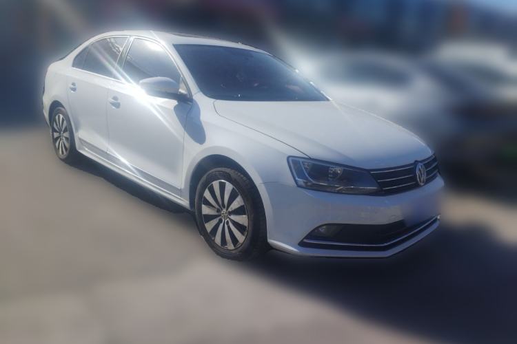 Used Volkswagen Sagitar 2017 230TSI Automatic Comfort Version