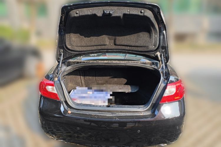 Used Infiniti Q70 2013 Q70L 3.5L Hybrid Luxury Edition Trunk