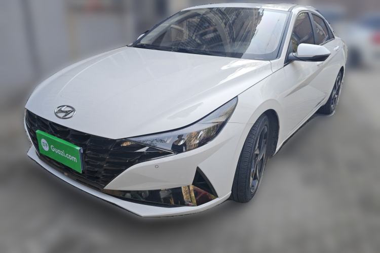 Used Hyundai Elantra 2021 1.5L CVT LUX Prestige Edition