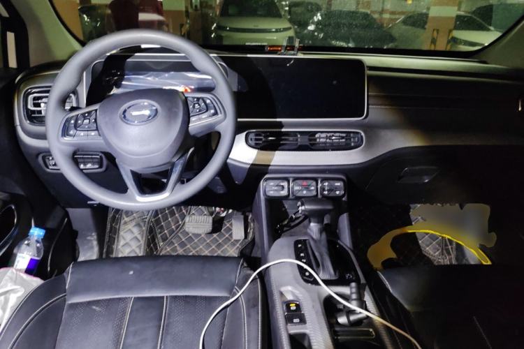 Used GAC Trumpchi GS3 2021 POWER 270T Automatic Luxury Edition Center Console