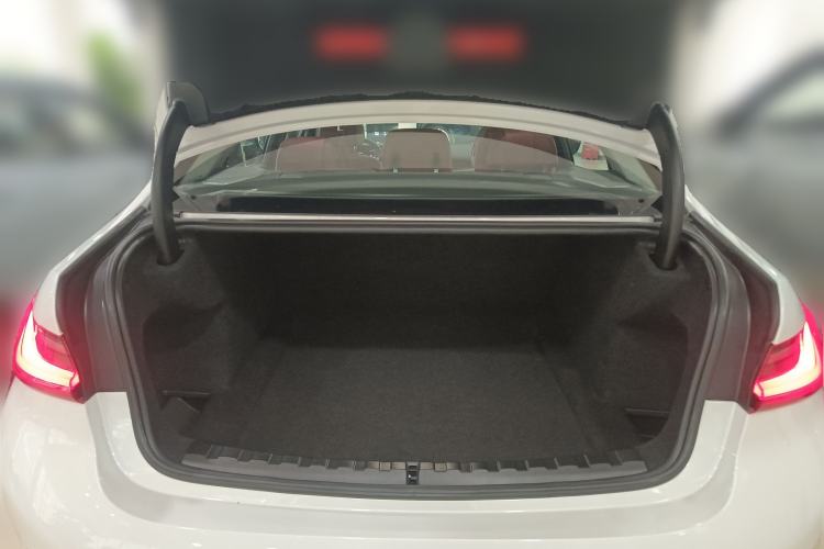 Used BMW 3 Series 2025 330Li M Sport Shadowline Package Trunk