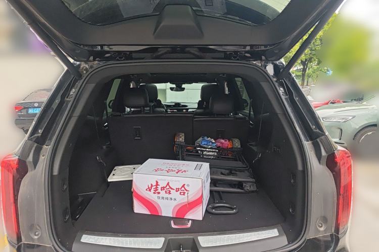 Used Cadillac XT6 2021 2.0T 7-Seater Four-Wheel Drive Luxury Version Trunk