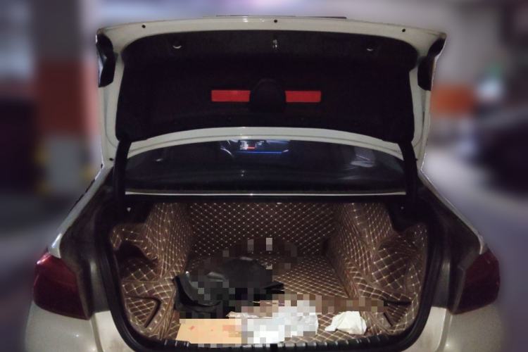 Used BMW 5 Series 2018 Revised Version 530Li Leading Edition Luxury Package Trunk