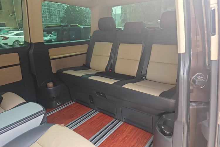 Used Volkswagen Multivan 2012 2.0 TSI Four-Wheel Drive Deluxe Edition
