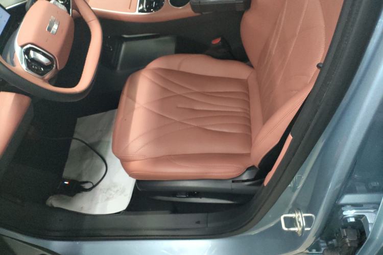 Used Geely Galaxy L6 2025 EM-i 140km Starship Edition