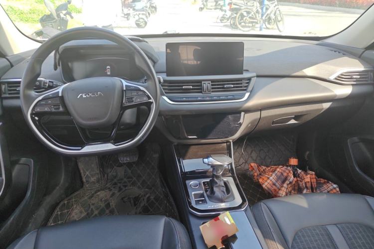 Used Dongfeng Aeolus Yixuan GS 2020 230T Automatic Yueyu Version Center Console