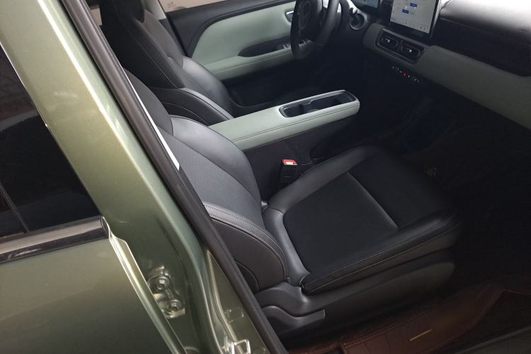 Used Wuling Bingo PLUS 2024 510 km Flagship Edition Four-Seater Version
