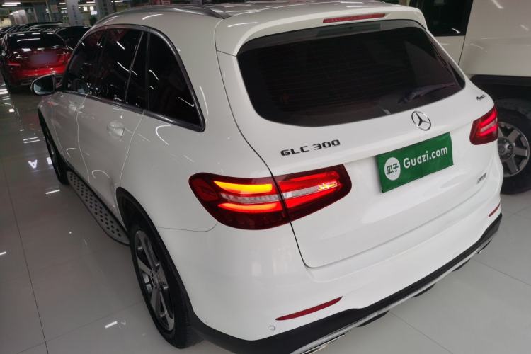 Used Mercedes-Benz GLC 2017 GLC 300 4MATIC Sport Edition