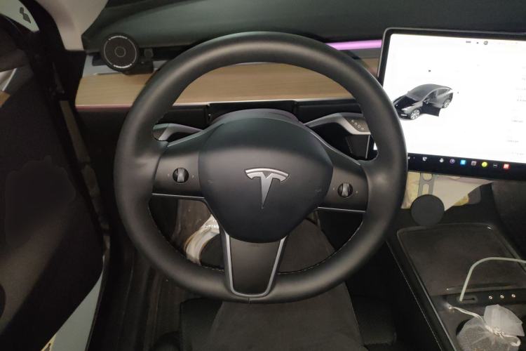 Used Tesla Model Y 2022 Revised Version Rear-Wheel Drive Steering Wheel