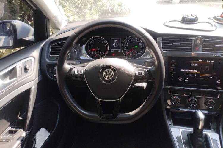 Used Volkswagen Golf 2020 280TSI DSG Comfort Version
