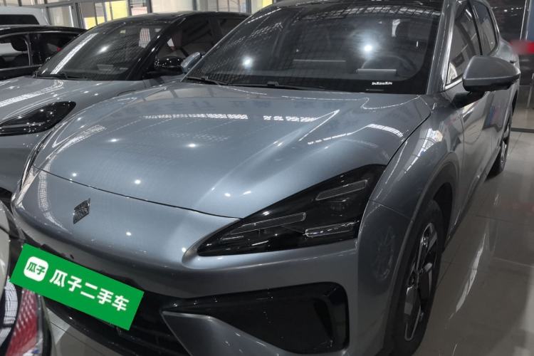 Used Baojun Yunhai 2024 140km Plug-in Hybrid Version
