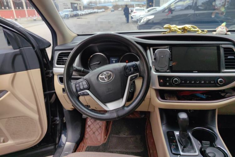 Used Toyota Highlander 2015 2.0T Four-Wheel Drive Elite Edition 7-Seater Steering Wheel