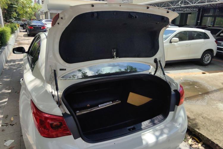 Used Infiniti Q50 2014 2.0T Luxury Edition